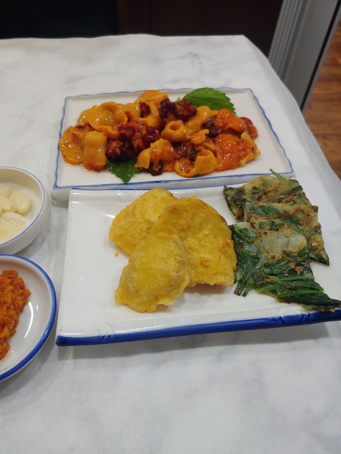 고구마 튀김과 멍게