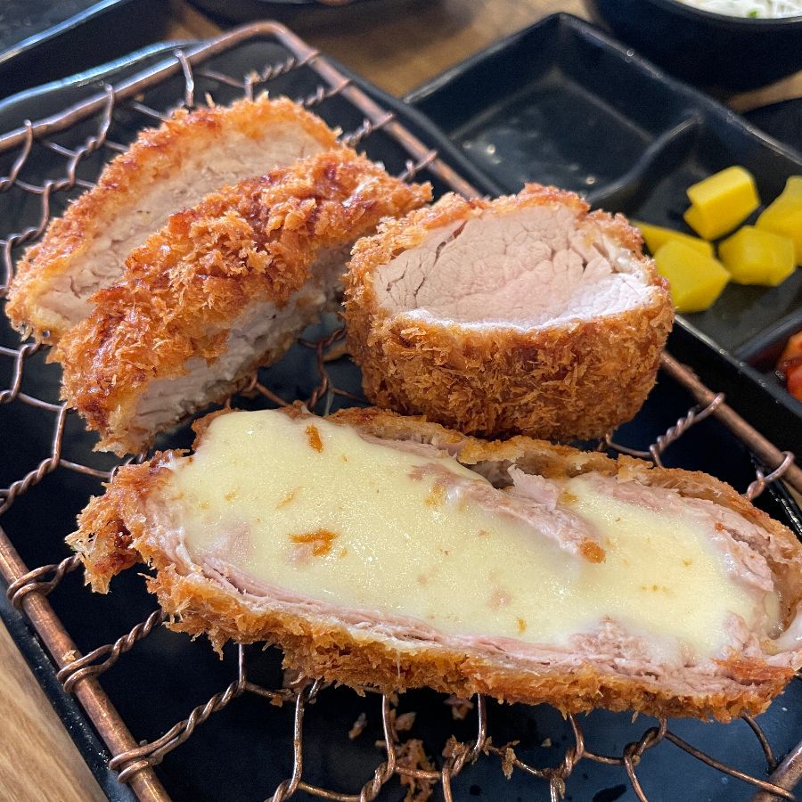 입안 가득 퍼지는 치즈의 풍미, 나마미 돈카츠 치즈카츠