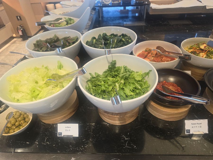 샐러드바 신선한 채소