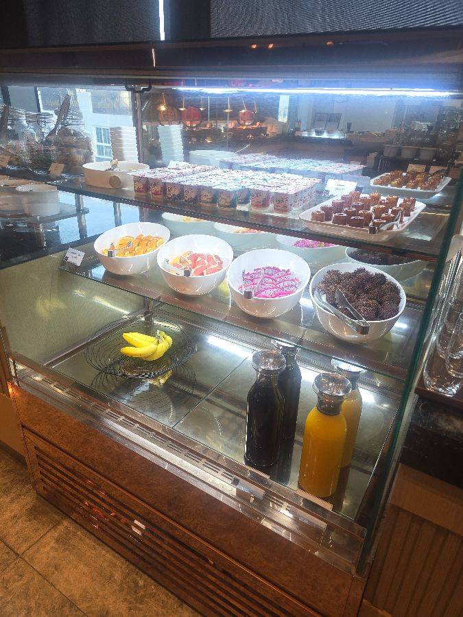 다채로운 디저트 코너