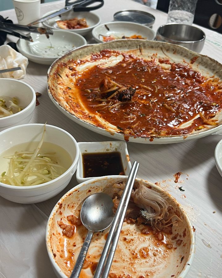 해물찜 먹고 남은 흔적