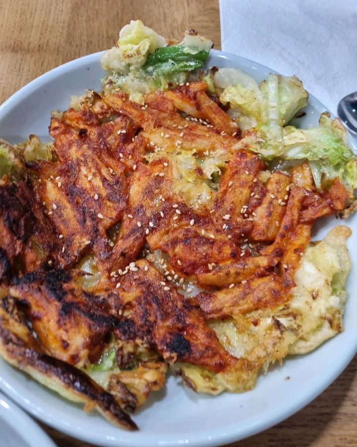 겉은 바삭하고 속은 촉촉한 더덕전