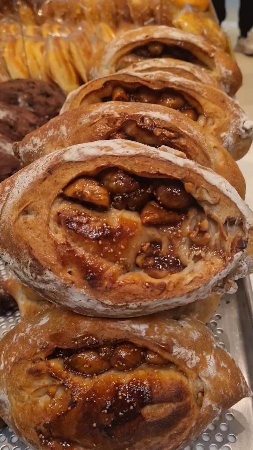 윤기가 흐르는 식빵