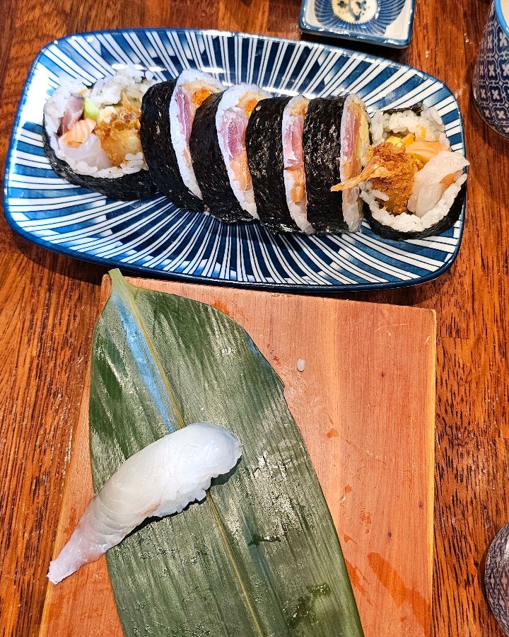 색감도 맛도 훌륭한 초밥