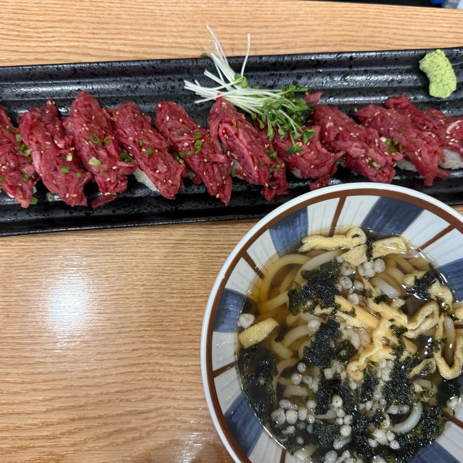 상현동 정스시 육회비빔밥과 우동