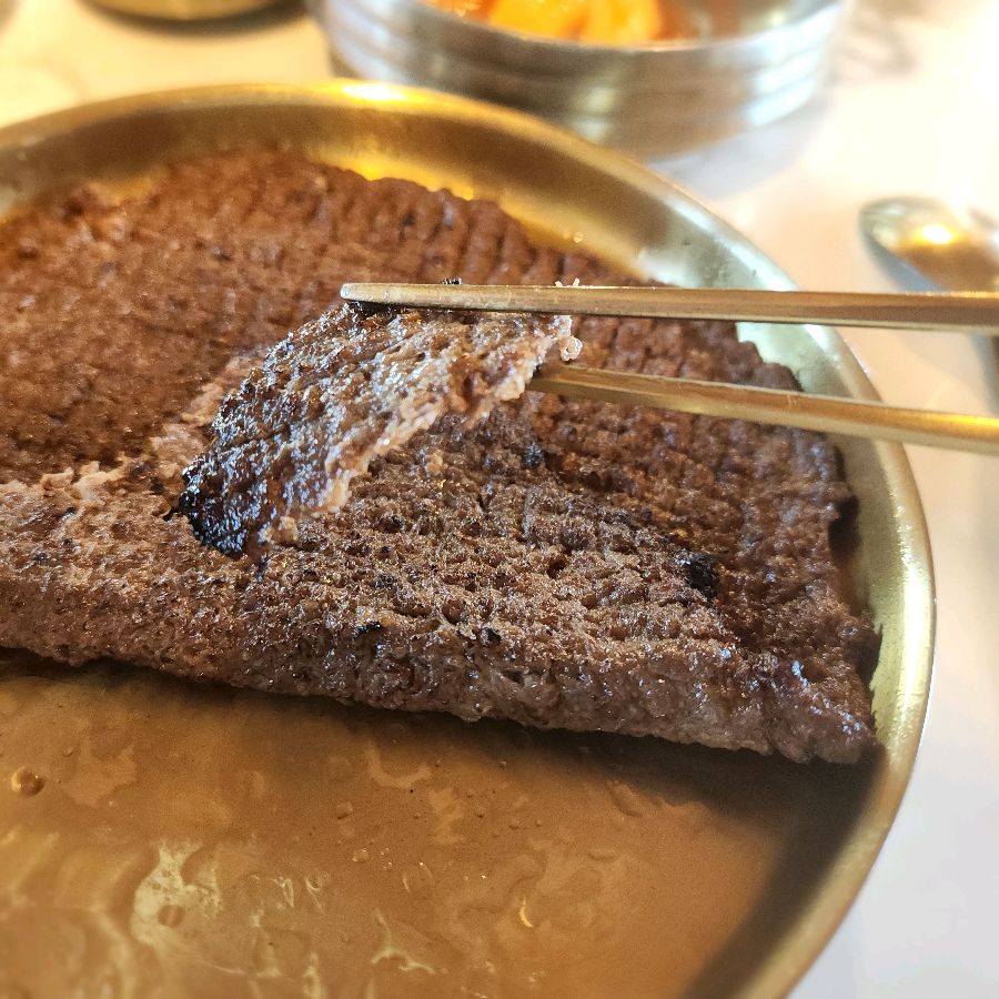 젓가락을 멈출 수 없는 석쇠불고기