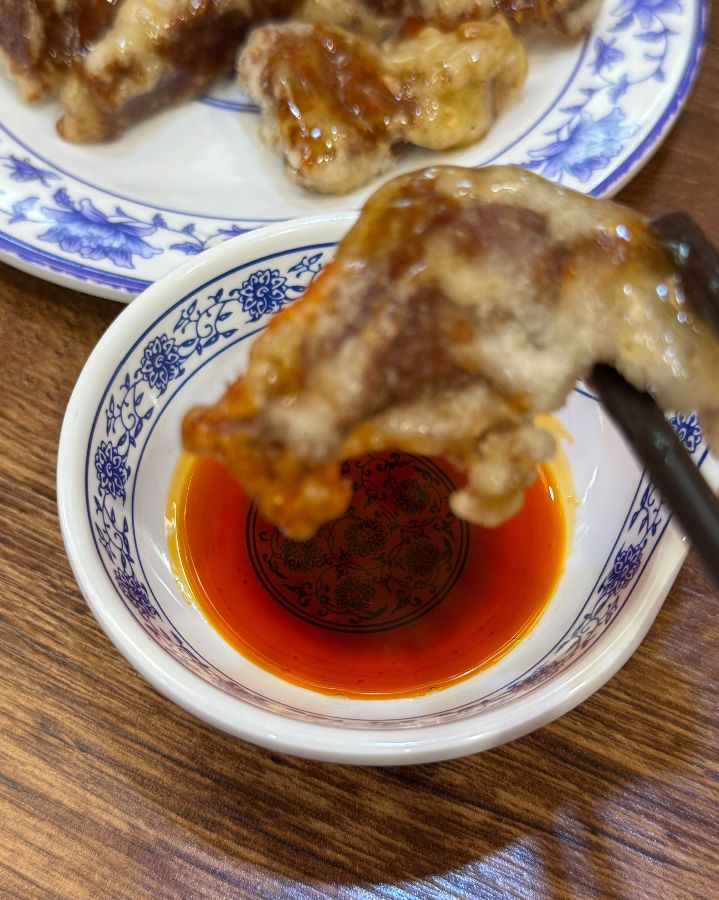 윤기가 자르르 흐르는 찹쌀 탕수육