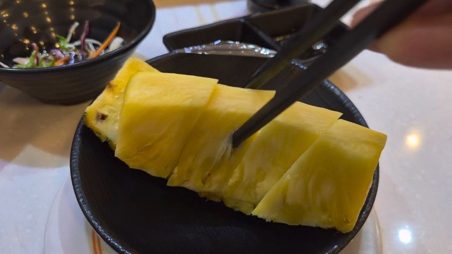 신선한 파인애플