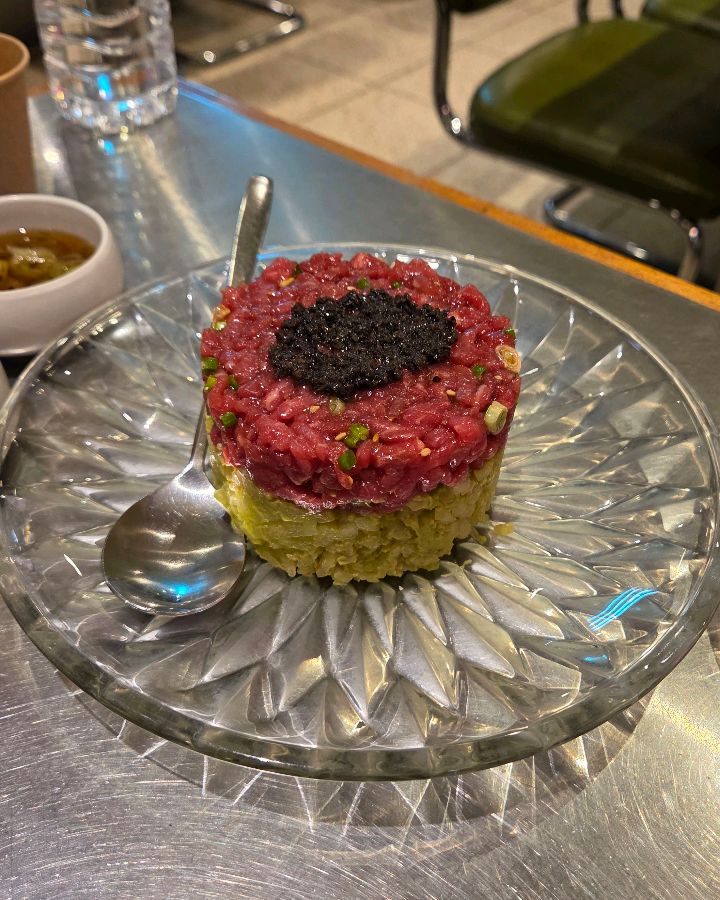 신선함이 느껴지는 육회