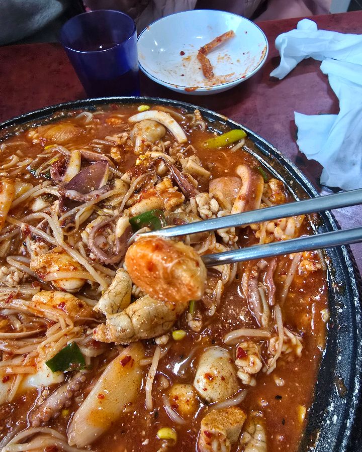 해물찜 속 오동통한 새우