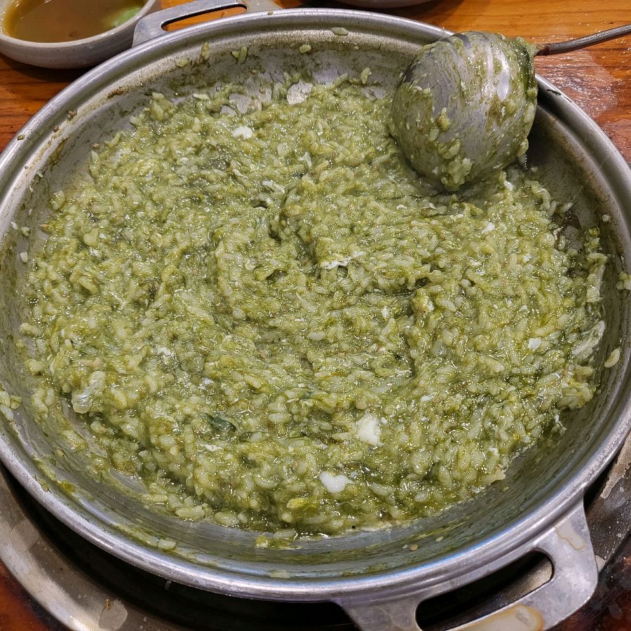 연포탕 육수에 끓여주는 매생이죽