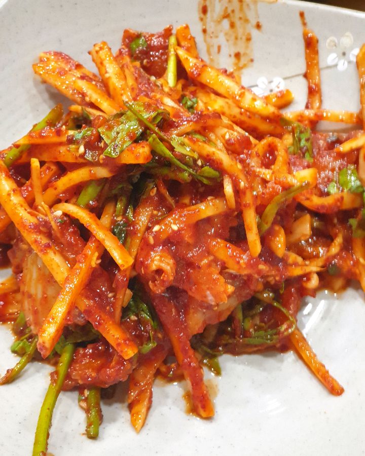 매콤한 간재미 무침