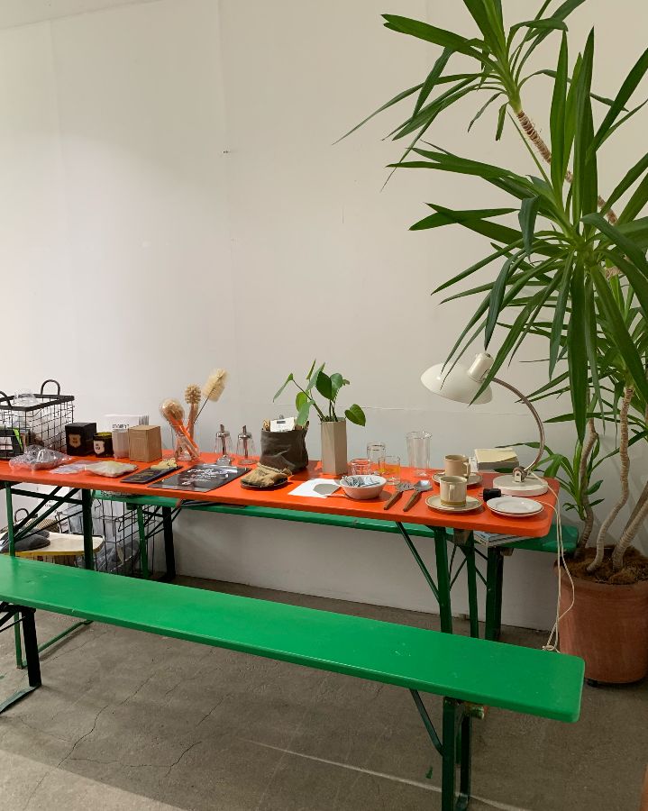 카페 내부 소품 판매대