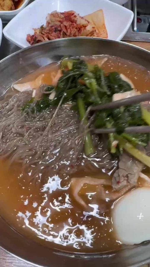 시원한 열무냉면, 보기만 해도 더위가 싹 가시는 듯하다.