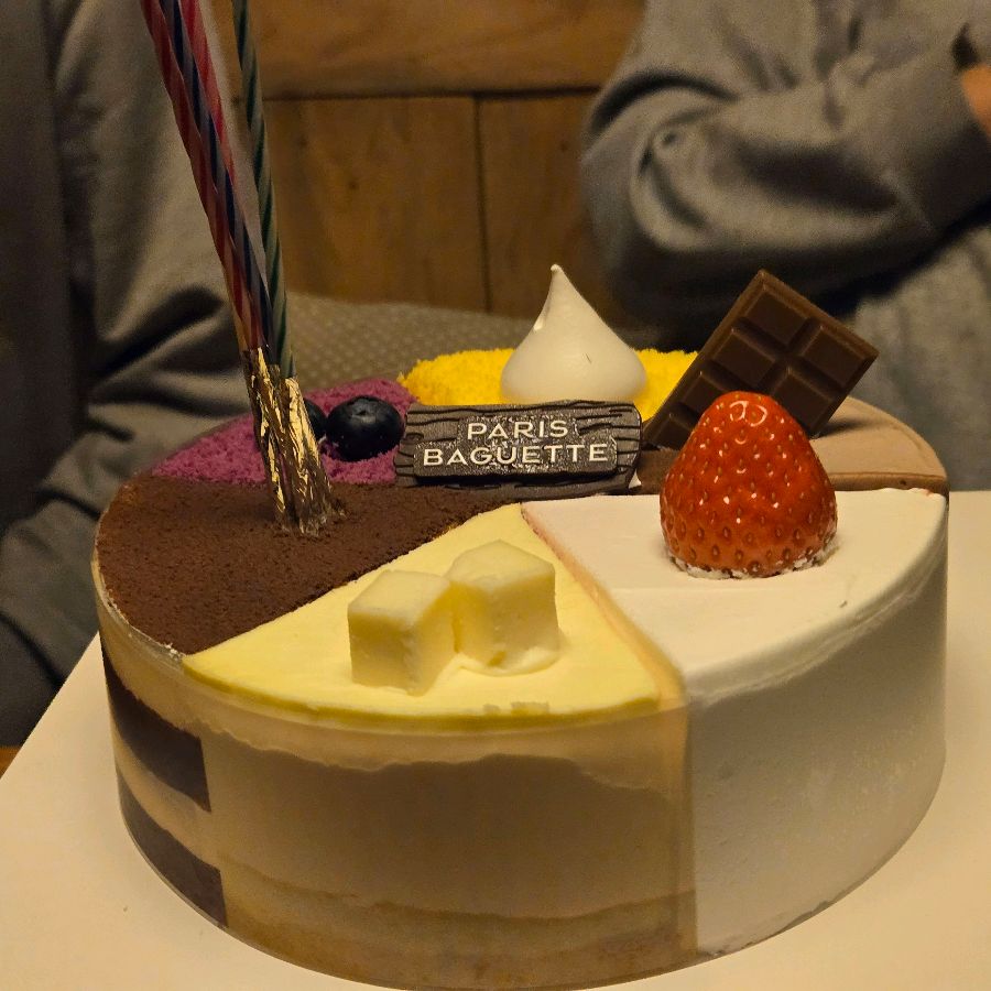 특별한 날을 더욱 빛내줄 케이크