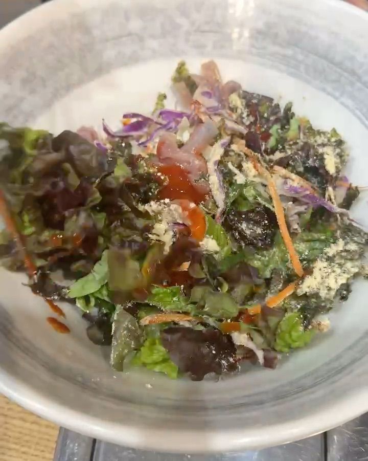 송어회 비빔회, 야채와 함께 비벼 먹으면 더욱 풍성한 맛!