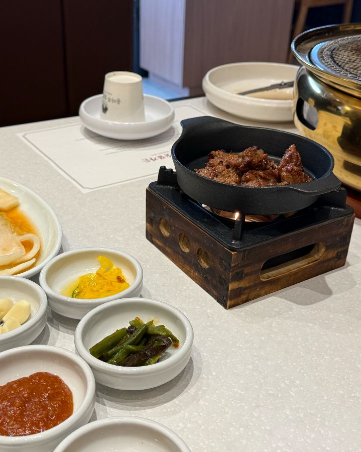 미니 화로에 담겨 나오는 갈비