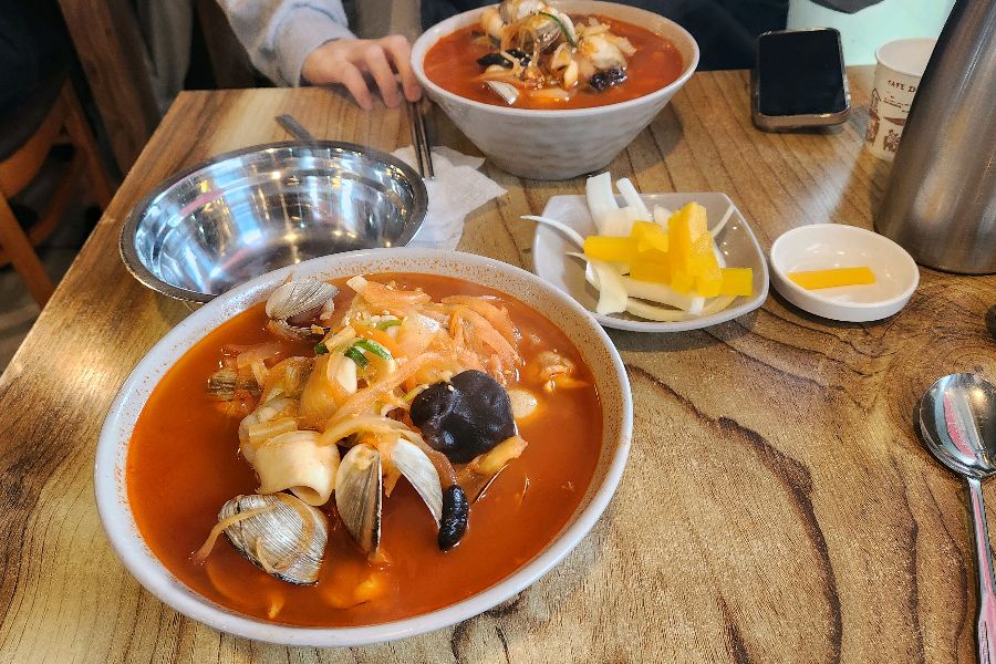 이가해물짬뽕 내부