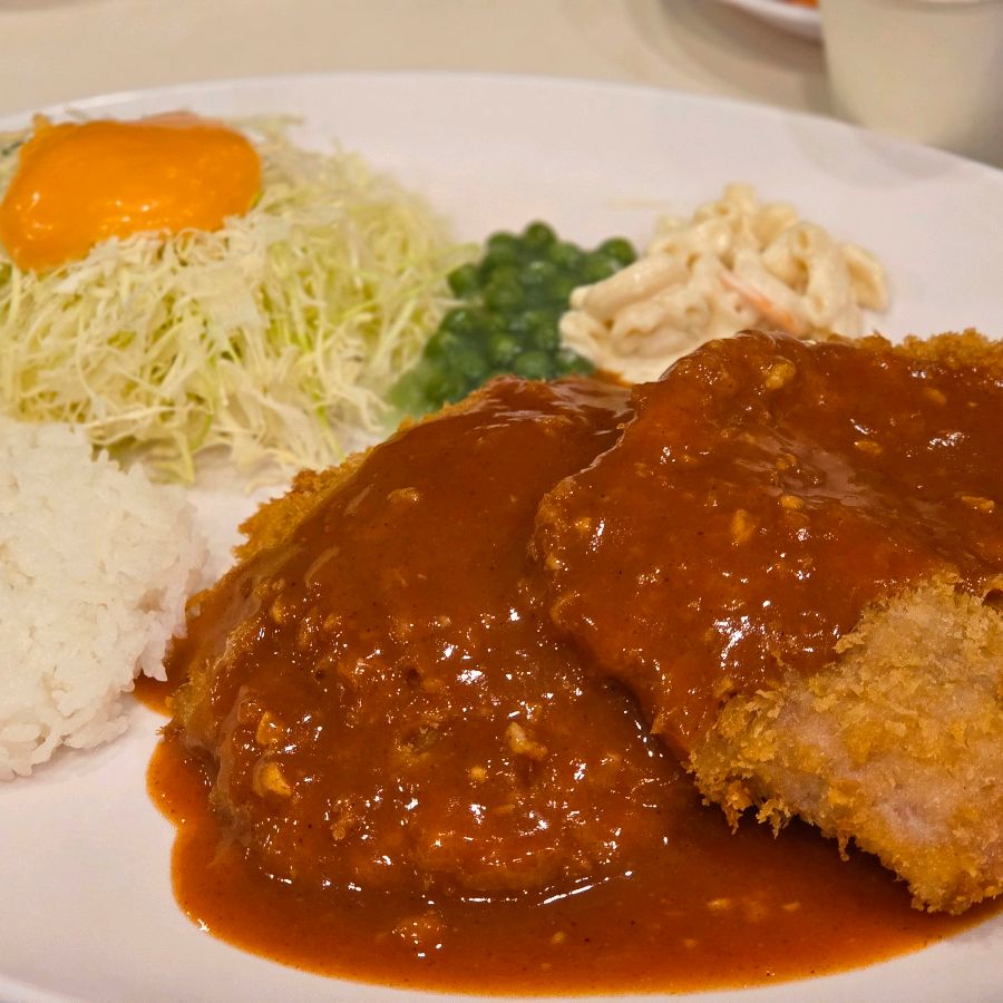 금왕정식의 푸짐한 비주얼