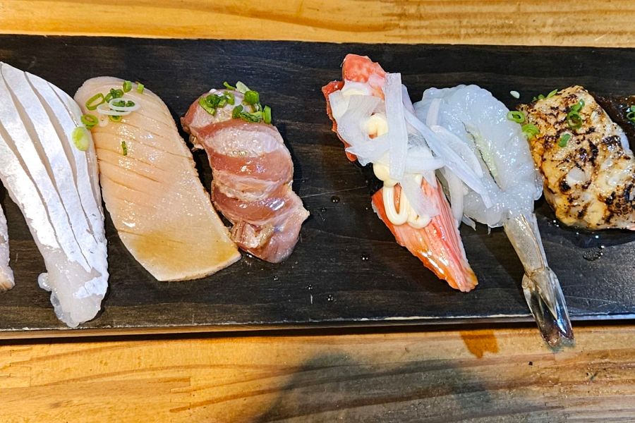 테츠야 스시 모듬