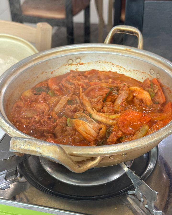 김치찌개의 깊은 맛