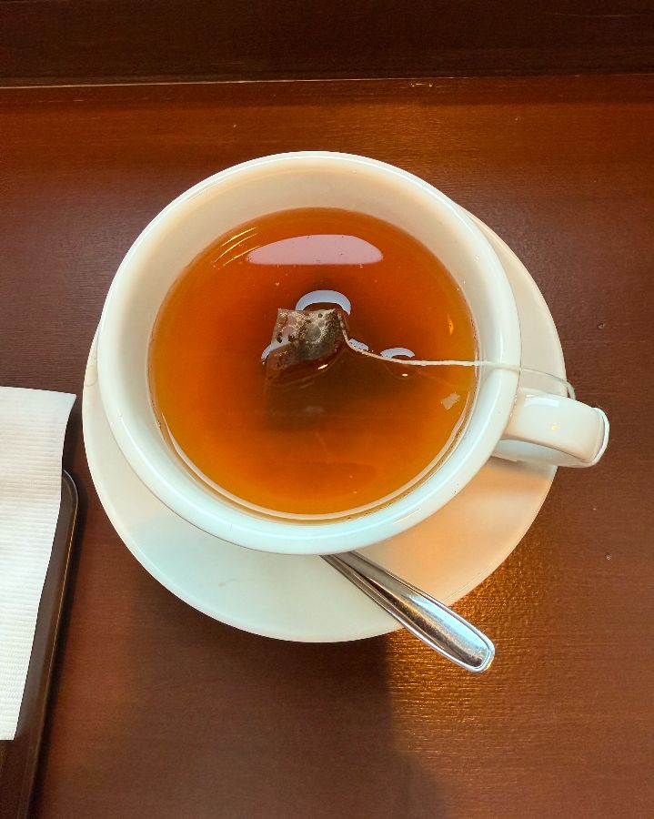 따뜻한 차 한 잔: 향긋한 티로 몸과 마음을 따뜻하게