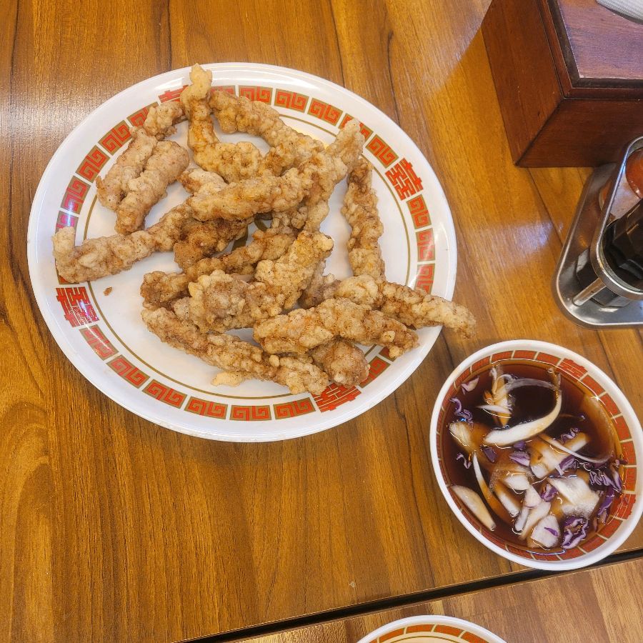 겉바속촉 탕수육, 바삭한 튀김옷과 신선한 돼지고기의 조화