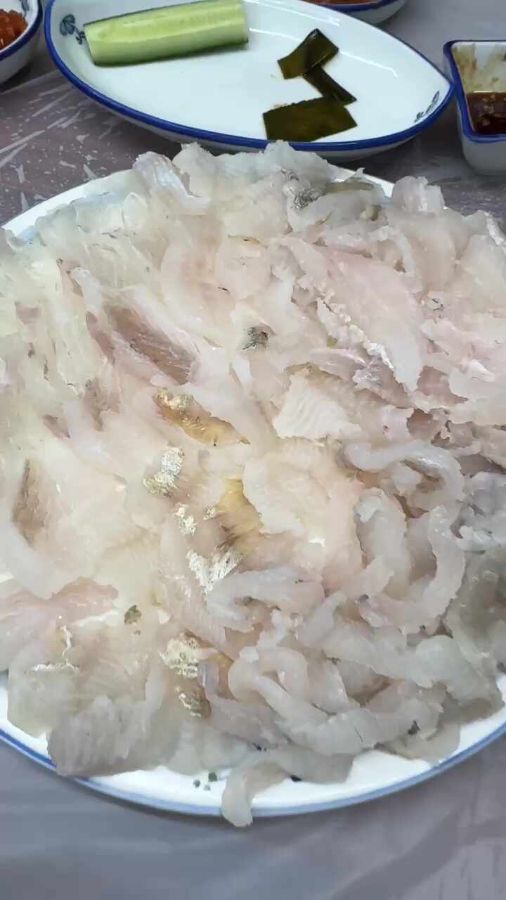 윤기가 흐르는 모듬회