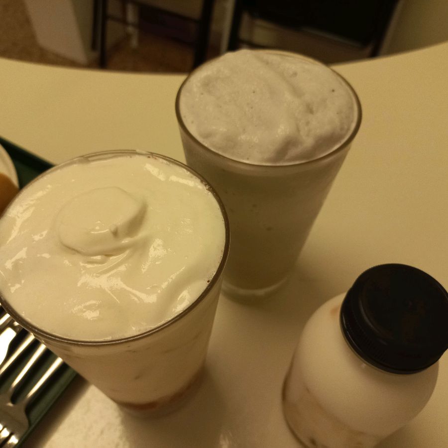 부드러운 우유의 풍미가 느껴지는 음료