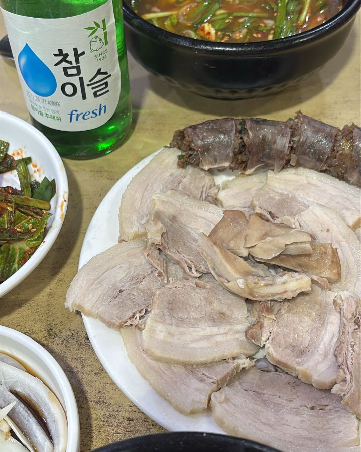 수육과 순대의 조화