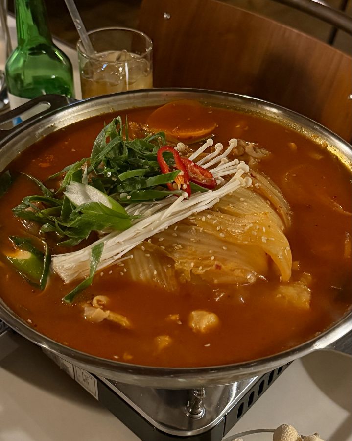 만수무강의 묵은지 닭볶음탕