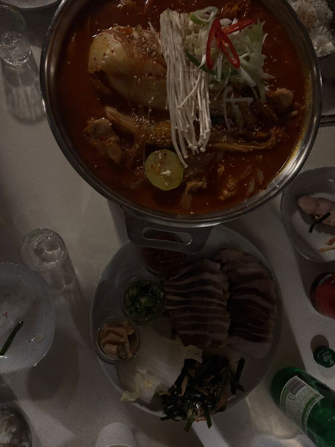 만수무강의 푸짐한 한상차림