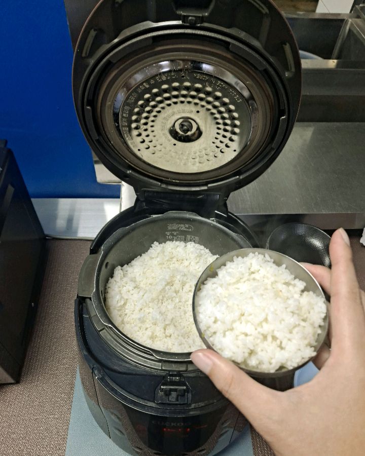 배블리콩나물국밥 밥솥