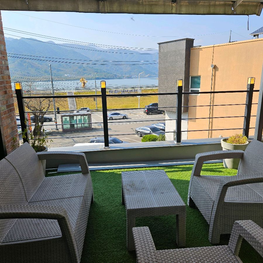 카페포레 2층 테라스