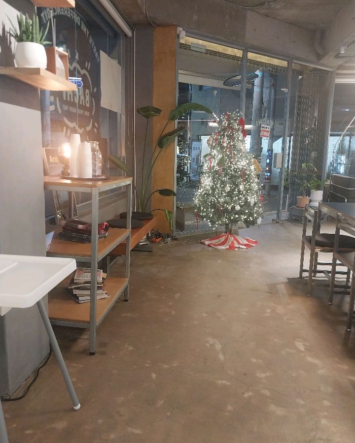 스튜디오 바치의 크리스마스 장식