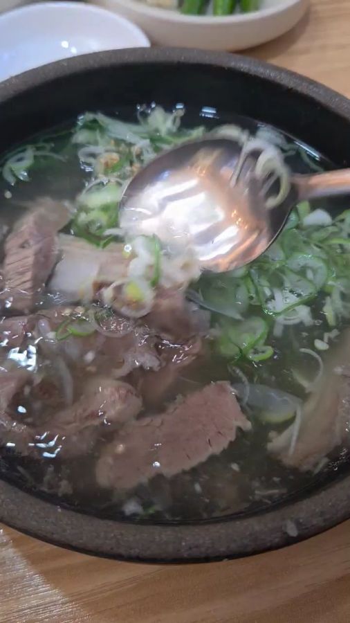 토담골한우곰탕 국물과 고기