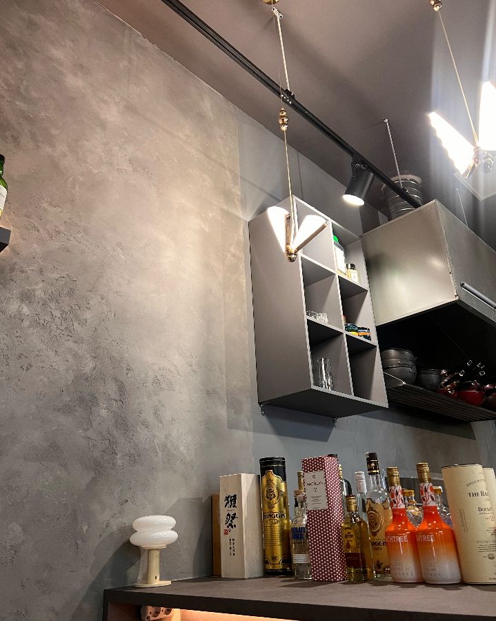 감각적인 인테리어 소품들이 공간의 미학을 더한다