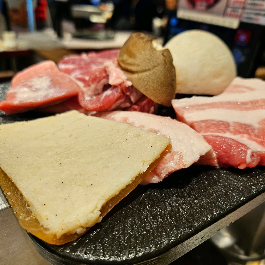 신선한 돼지고기