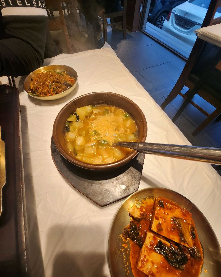 시원하고 구수한 털레기