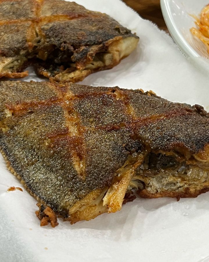 윤기가 자르르 흐르는 가자미 구이