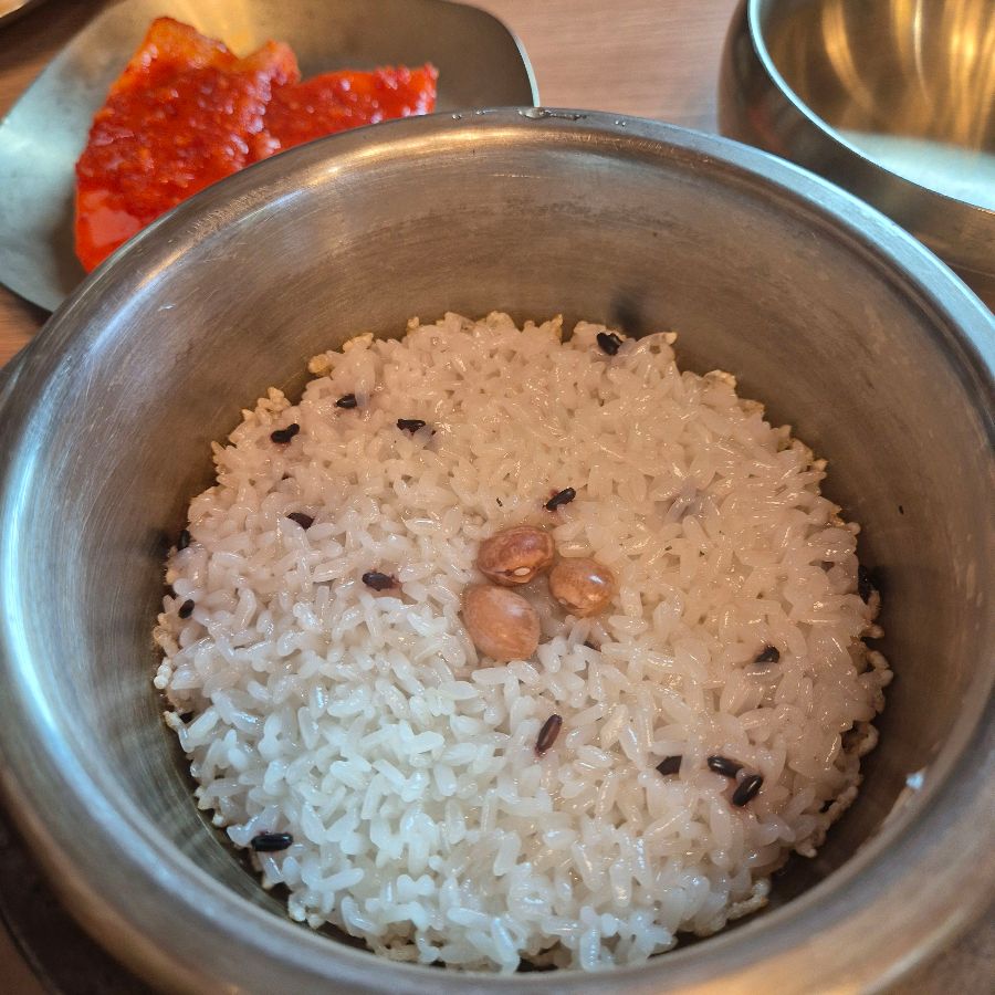 김관식추어명장의 돌솥밥