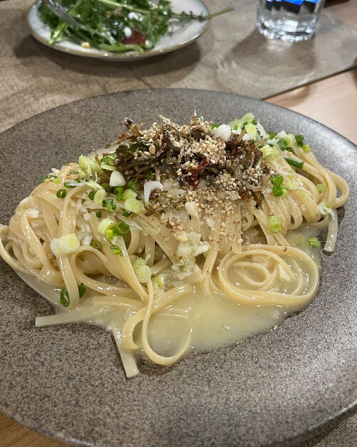 고소한 풍미가 일품인 들기름 파스타