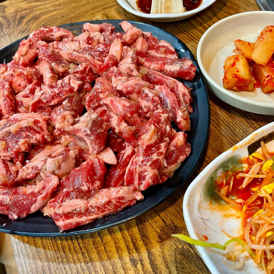 시원한 냉면 한 그릇