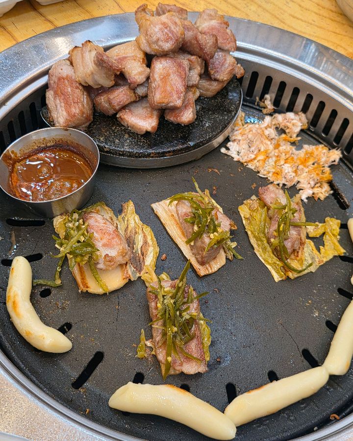 다채로운 조합으로 즐기는 숙성 삼겹살