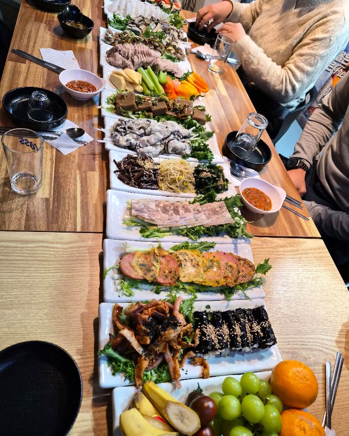 보그호프 오마카세 한 상 차림