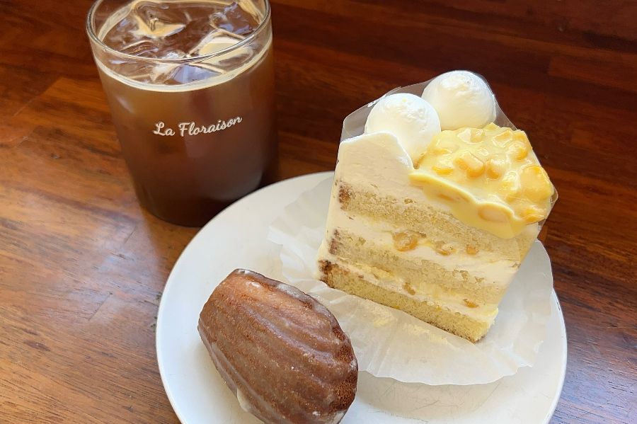 커피와 옥수수 케이크, 마들렌