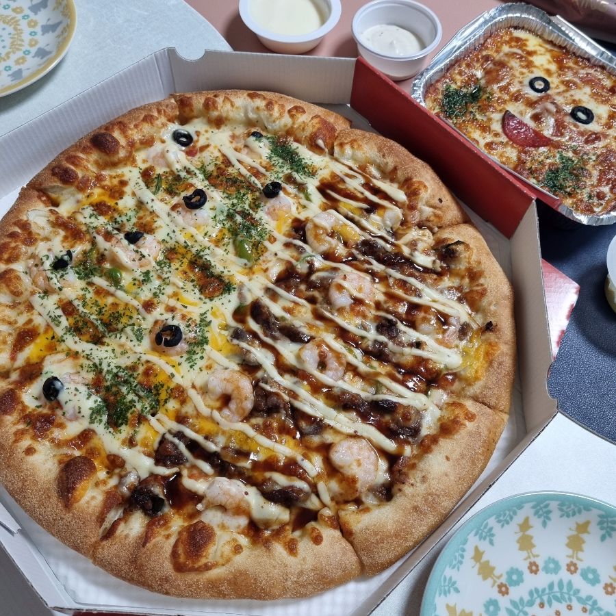 피자엠소마의 갈릭 스테이크 & 고구마 반반 피자