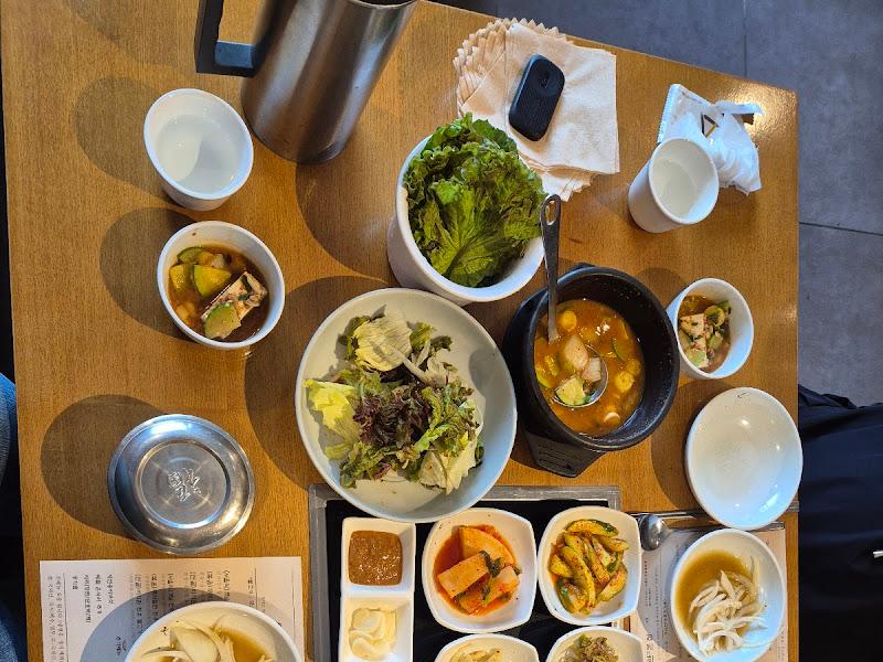 푸짐한 한 상 차림