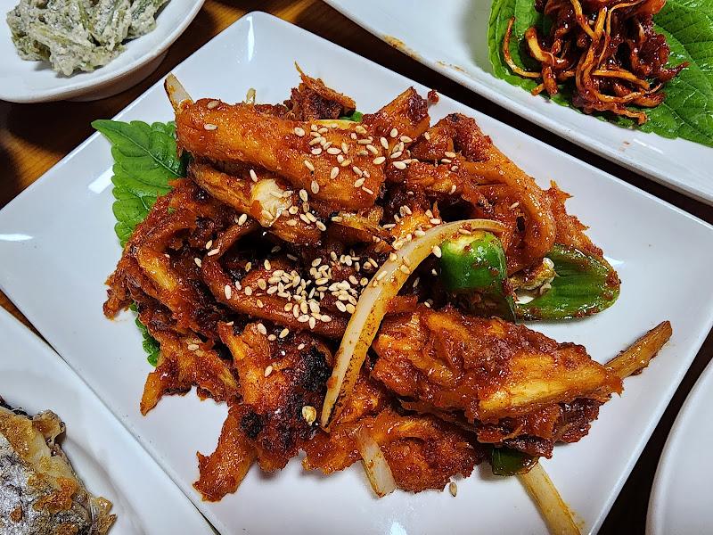 매콤달콤한 더덕구이