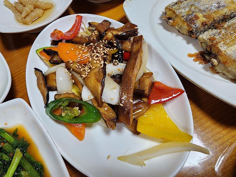 다채로운 밑반찬